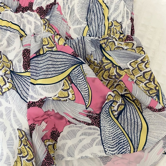 Fox and Hen Camden High Waisted Track Short - Picture 3 of 5